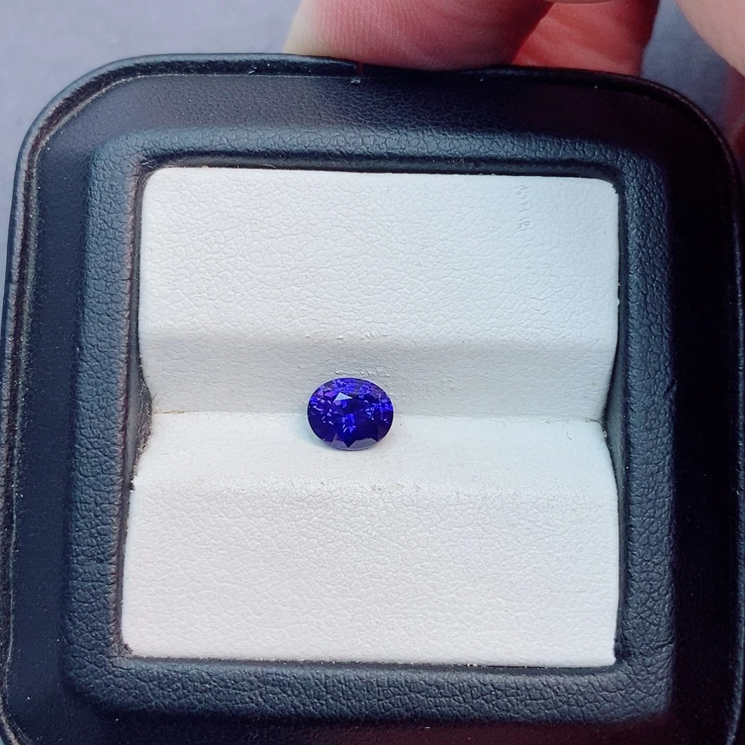 裸石蓝宝石1.095ct 吉尔德 无烧皇家蓝
