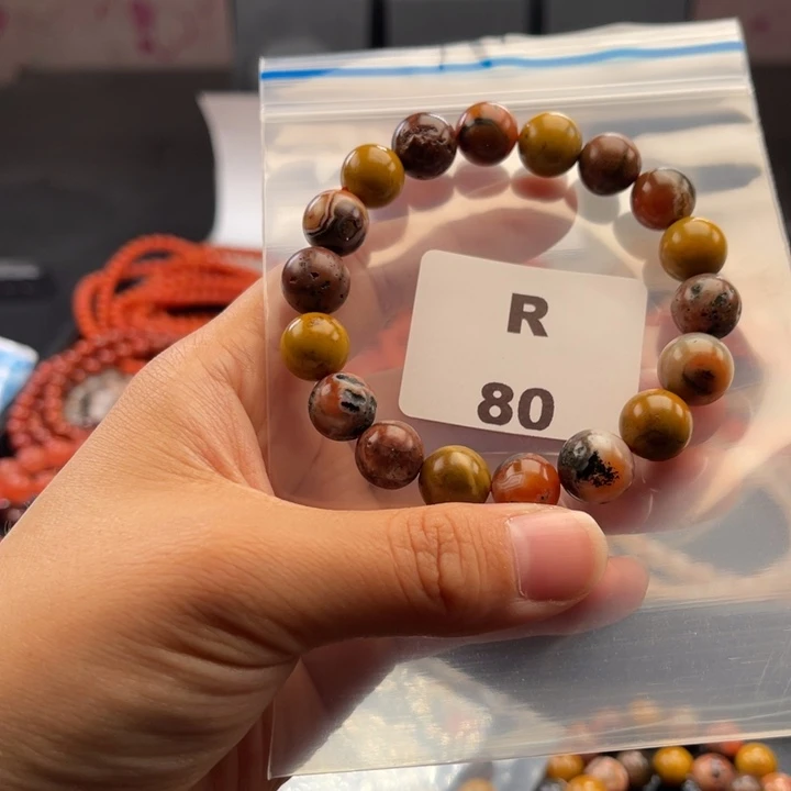 南红玛瑙未镶嵌多样性发货默认微瑕11mm