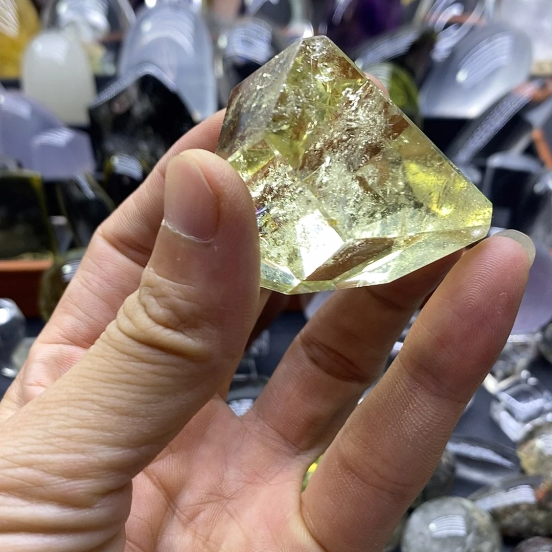 未镶嵌珠宝半成品水晶