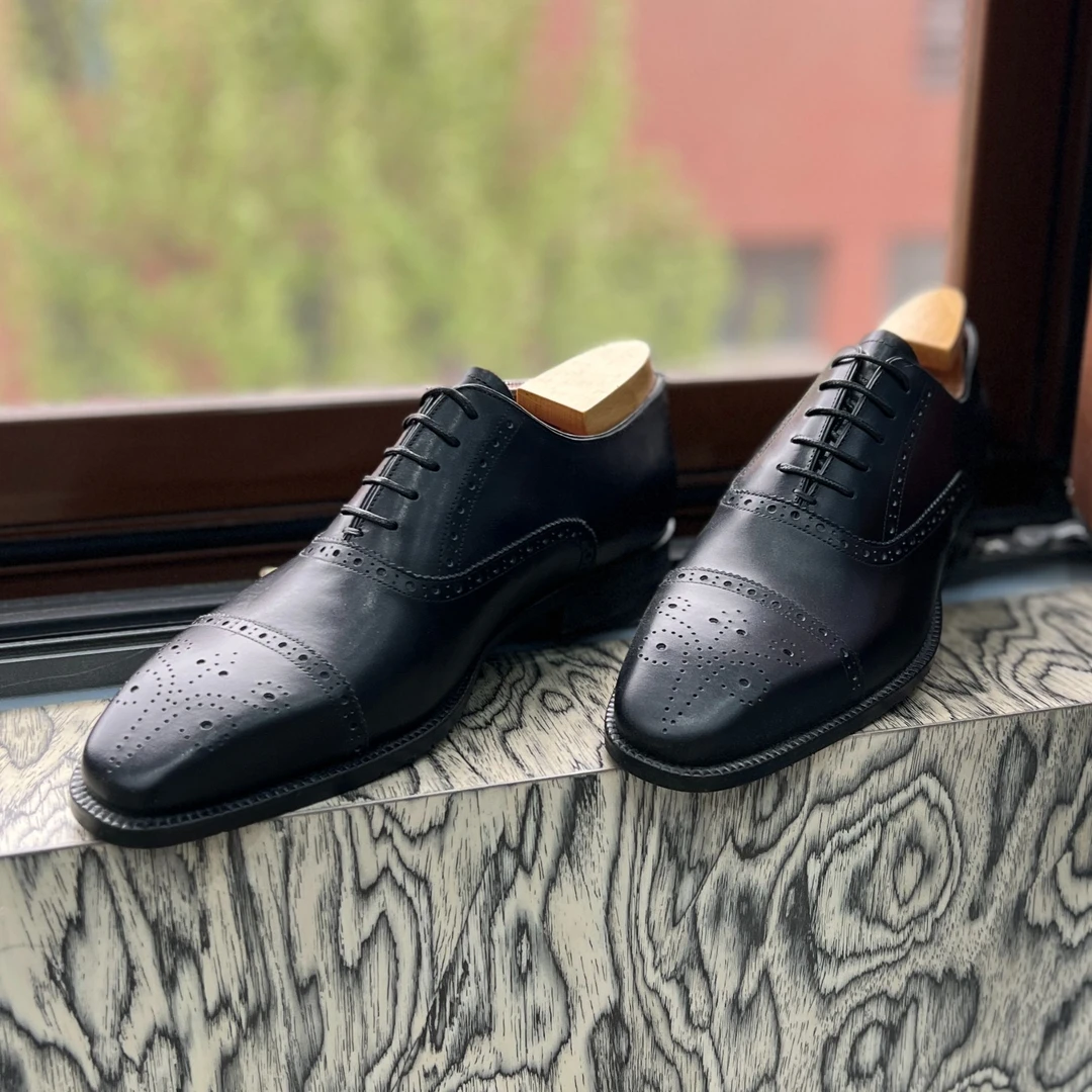 博得男士方头雕花正装皮鞋库存瑕疵款介意勿拍