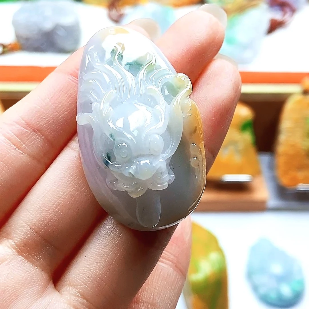 定制翡翠未镶嵌翡翠