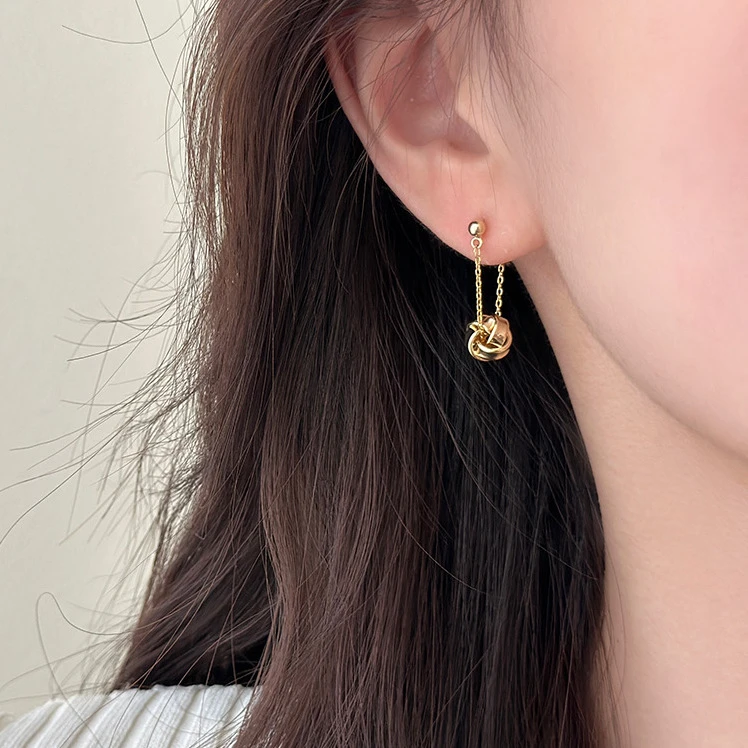 流苏法式小众设计感高级耳环圆脸显瘦简约气质耳坠女2025新款爆款