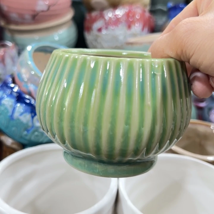 凑9块包邮，有孔，陶瓷花盆