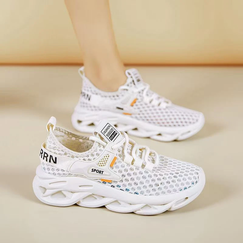 2025夏季透气飞织女鞋韩版百搭休闲运动跑步鞋镂空软底网面小白鞋