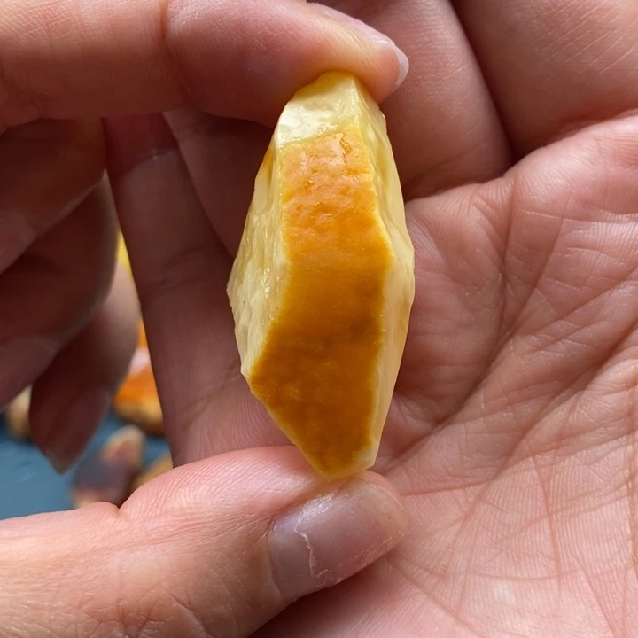 定制蜜蜡未镶嵌蜜蜡