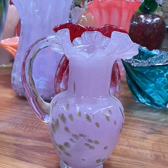 琉璃花瓶高16厘米口径5厘米