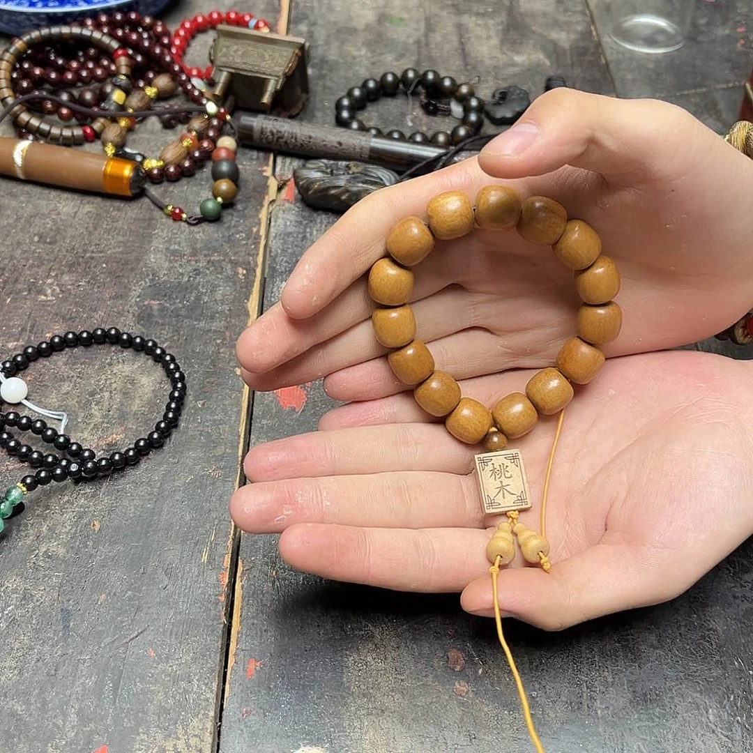 大叶紫檀（黑酸枝木类）