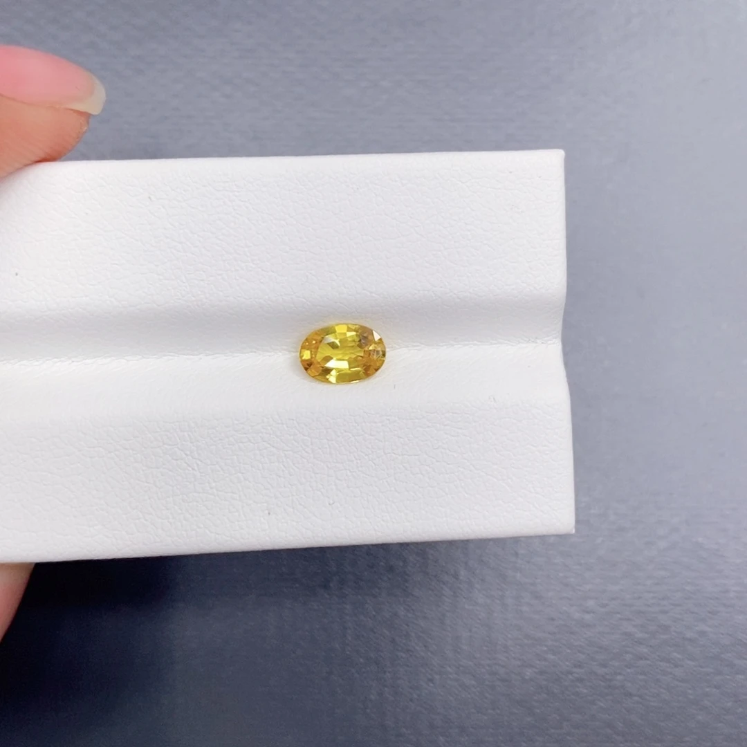 蓝宝石裸石未镶嵌0.87克拉