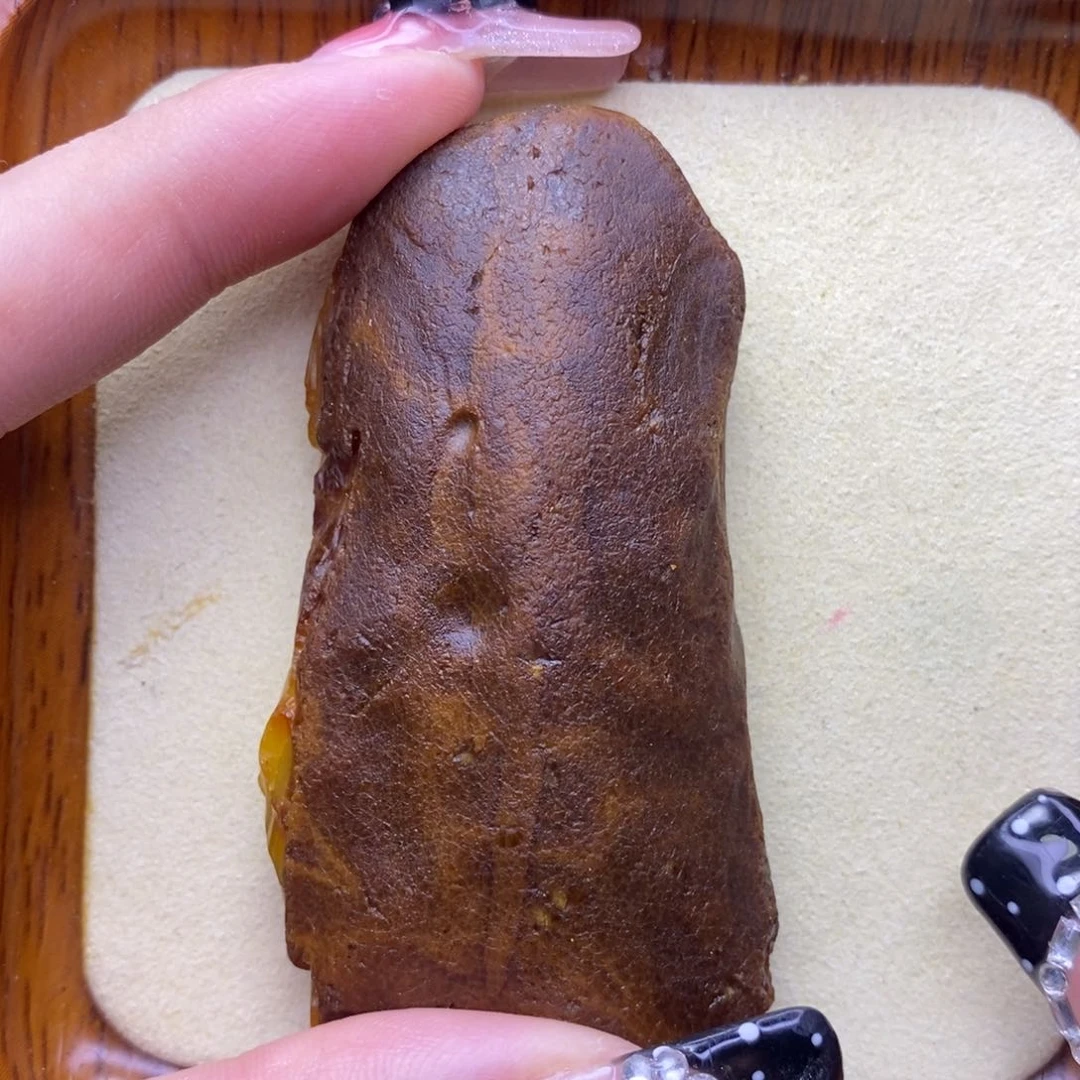 未镶嵌定制蜜蜡知**?陈