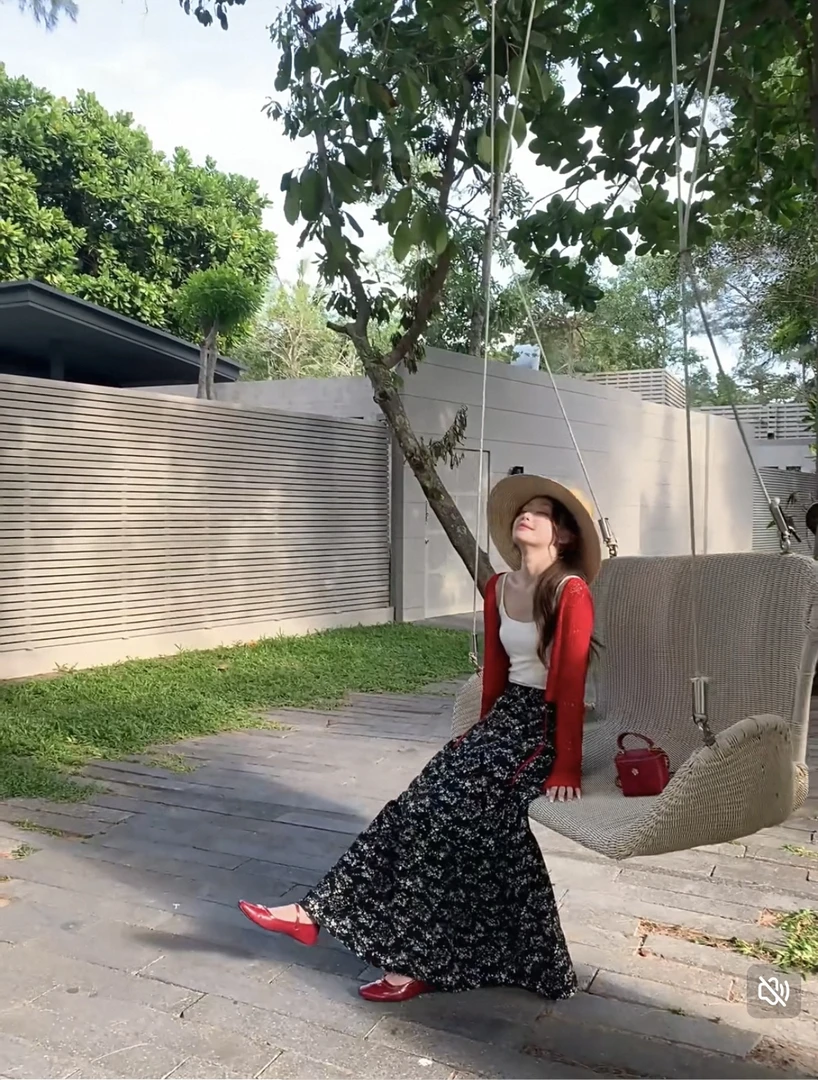 217-1夏季新款韩系高腰显瘦A字高级感慵懒风百搭碎花蛋糕半身长裙