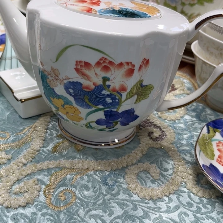瓷片荷塘咖啡杯壶一个