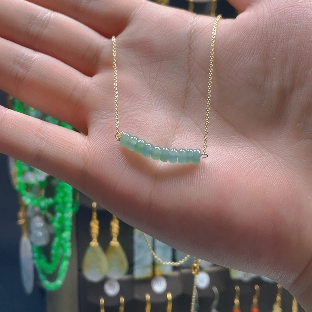 翡翠未镶嵌耳饰翡翠