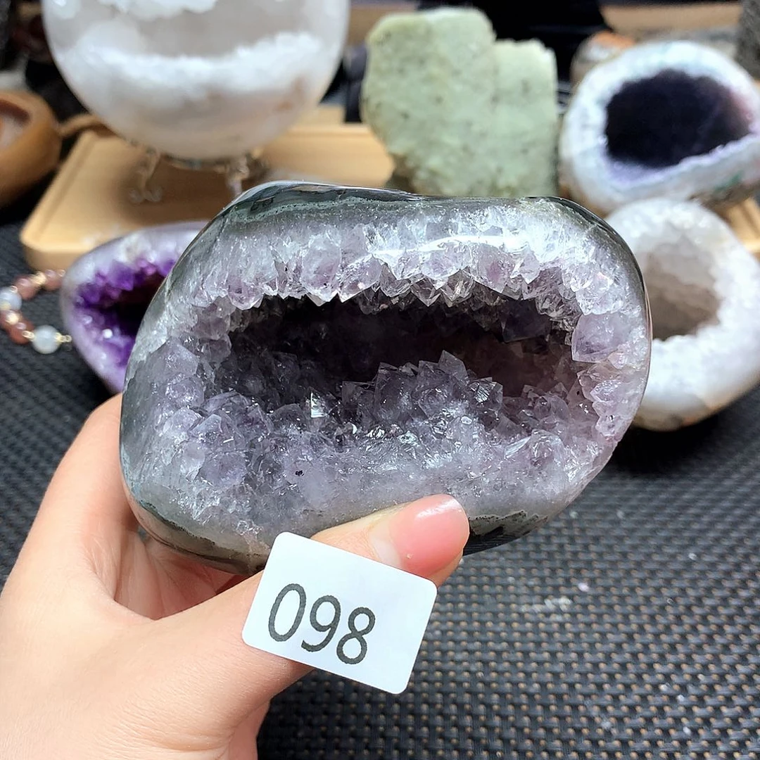 紫晶大型摆件（非配饰）未镶嵌