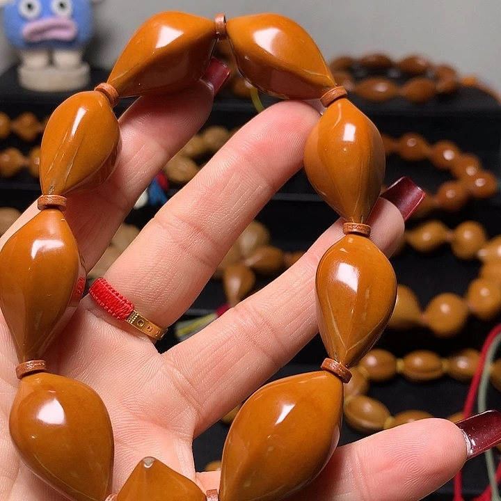 爱***枫手串/手链橄榄核三花手串