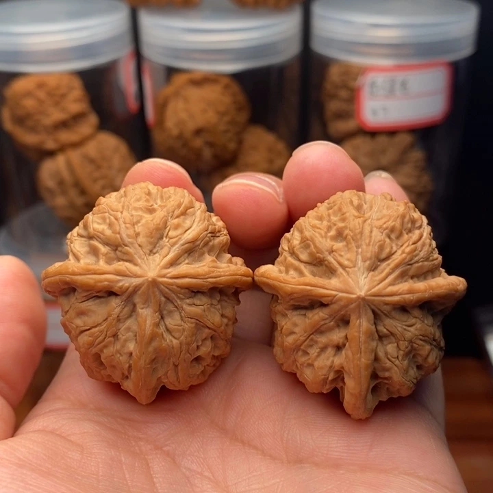 把件文玩核桃麻核桃三棱丁字奔38