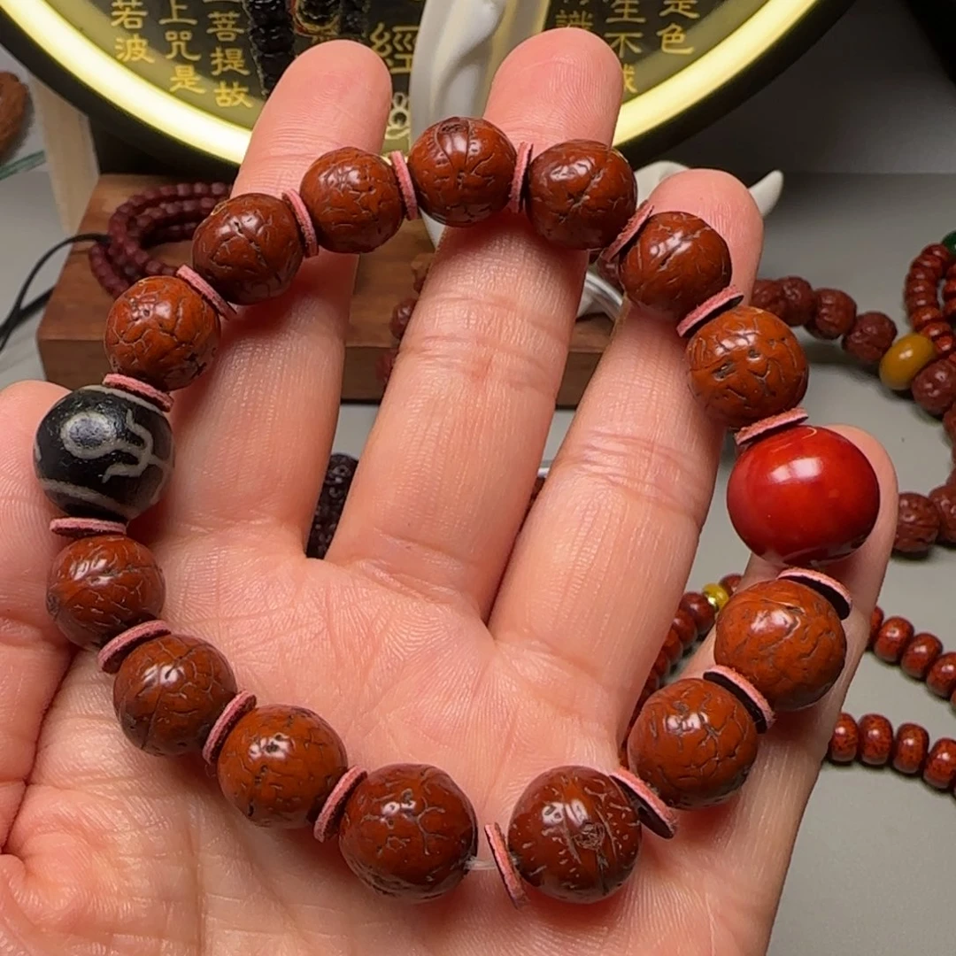 凤眼菩提吊坠这个