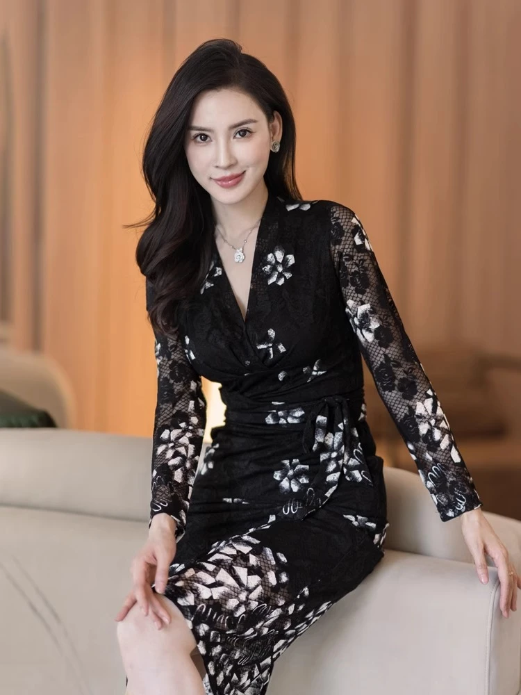 黑色白花~新款法式蕾丝v领裹身裙气质收腰绑带包臀连衣裙