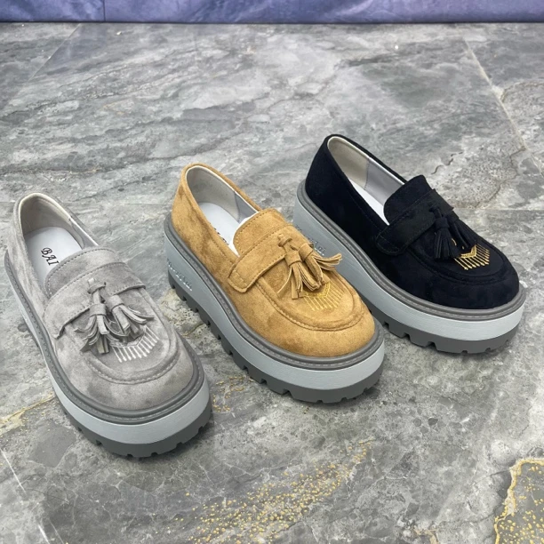 全2025年新款女生平跟鞋  2025-1