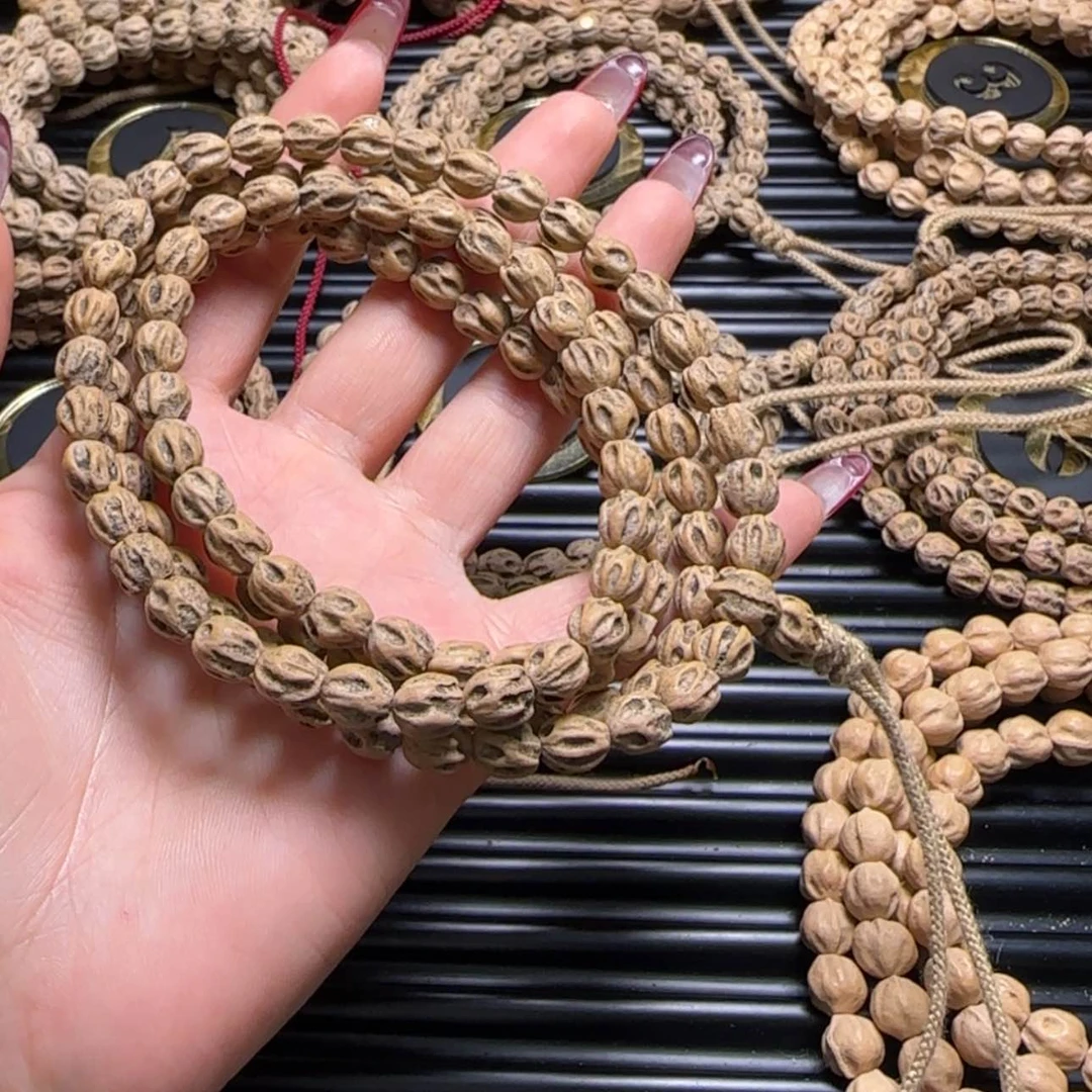 【闪购商品】柏香籽/百香籽吊坠游****?