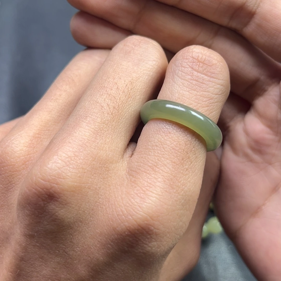 和田玉颈饰未镶嵌多样性