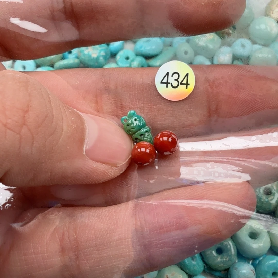 南红玛瑙未镶嵌珠宝奇石