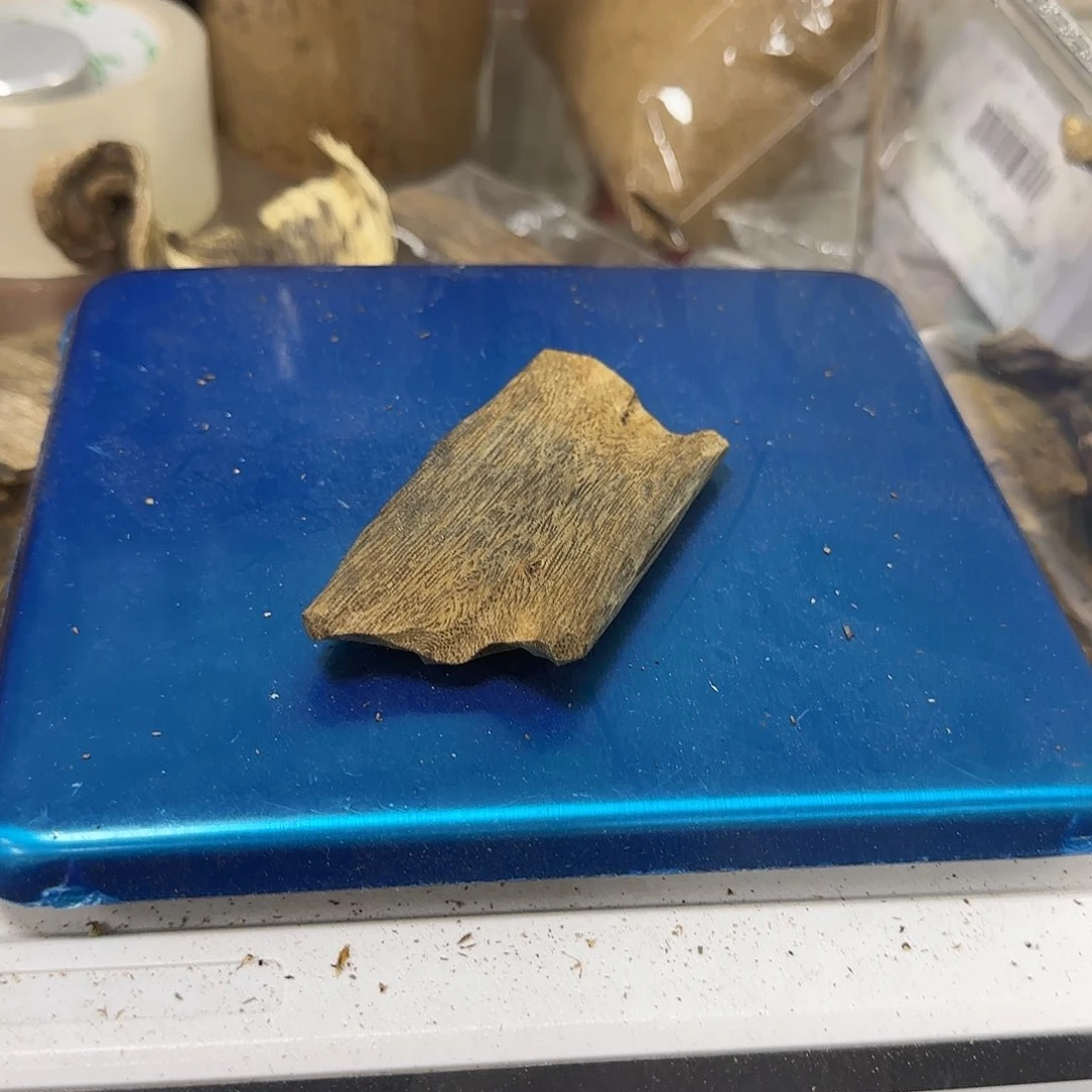 沉香沉香枕奇楠手把件20克