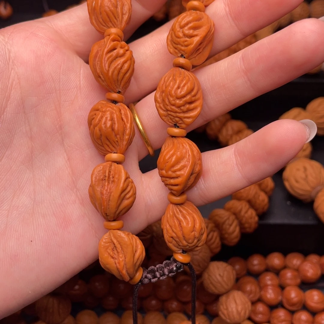 桃核吊坠生命之源。