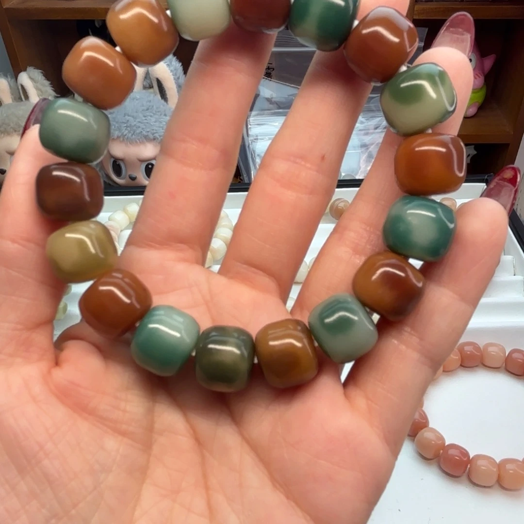 菩提根/象牙果吊坠小***士