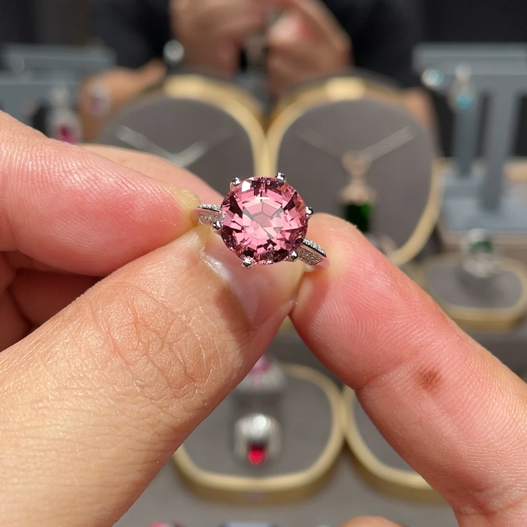 碧玺戒指18K金镶嵌5.3ct