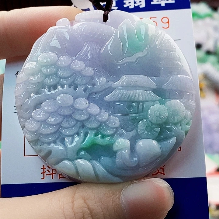 吊坠(不含链)未镶嵌翡翠