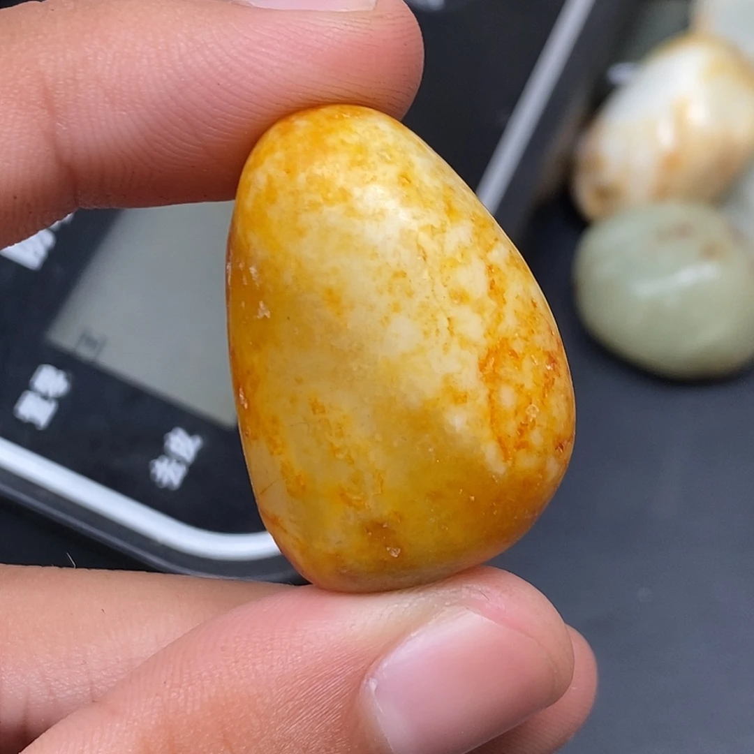 和田玉（糖玉）未镶嵌挂件