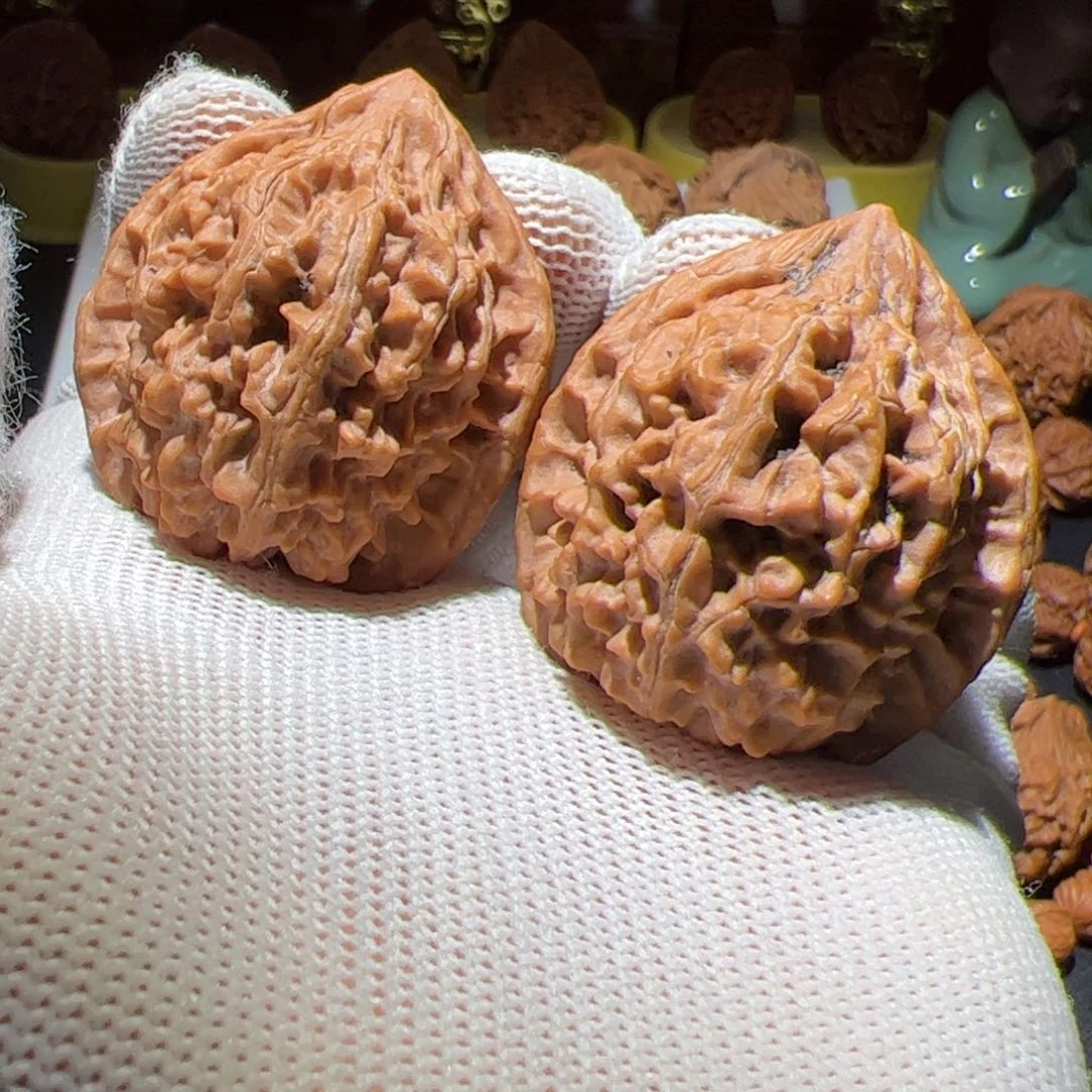 文玩核桃把件加*咪苍龙虎