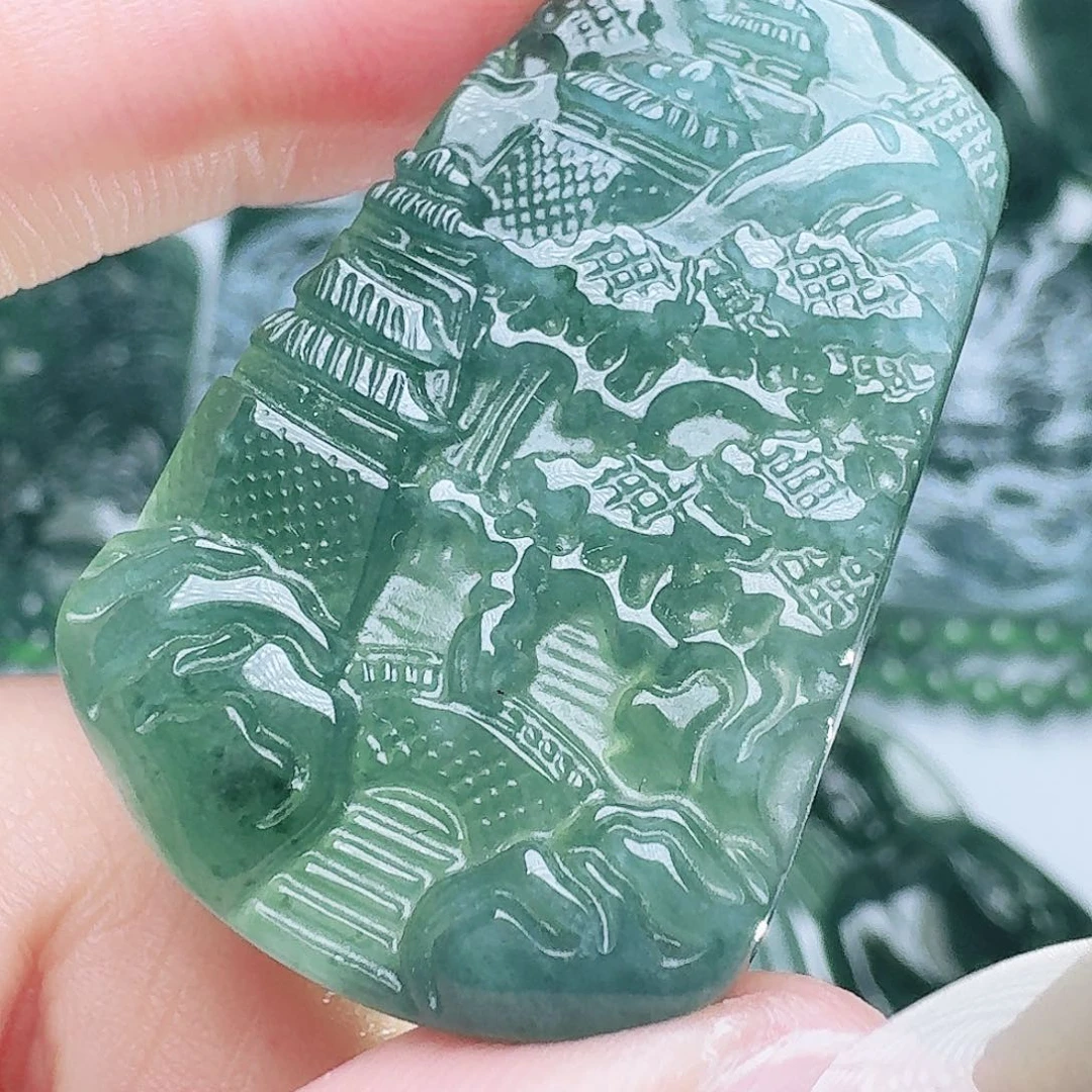 翡翠未镶嵌颈饰天然的A货翡翠多样性发其一