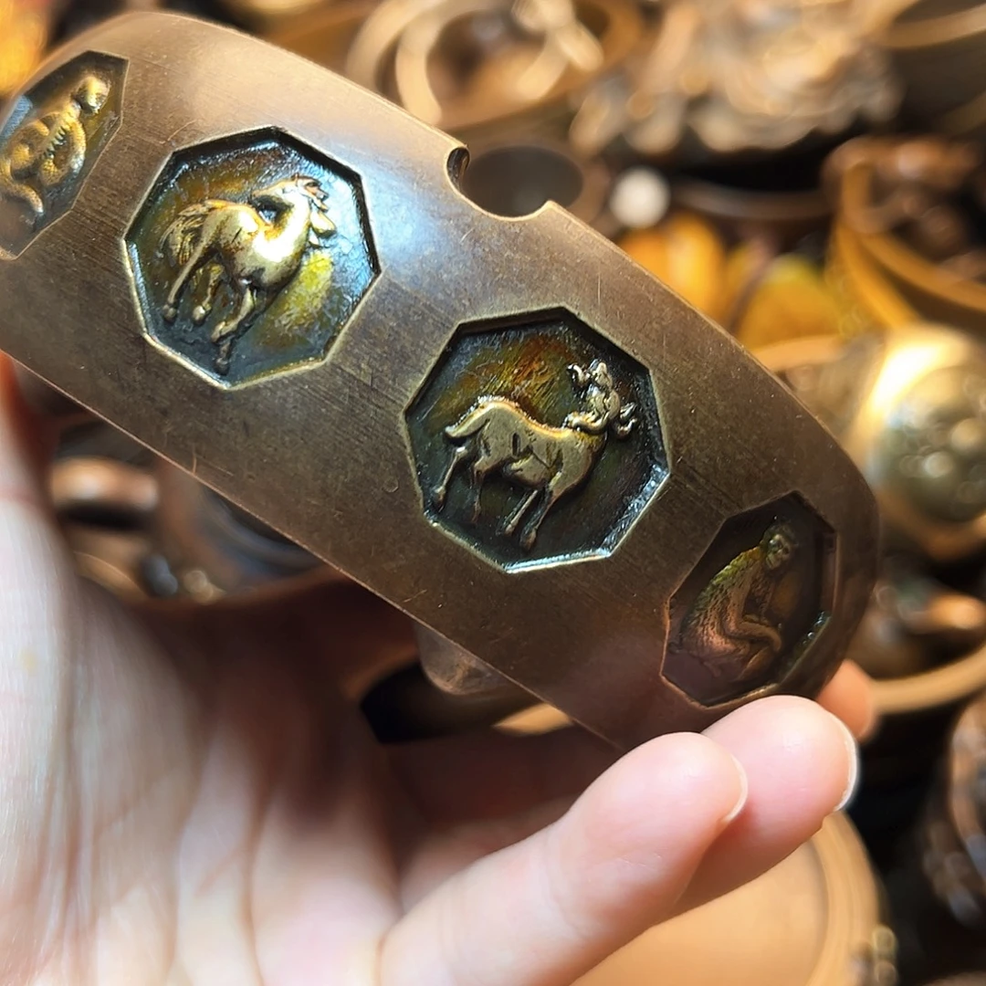 精美铜器工艺品等