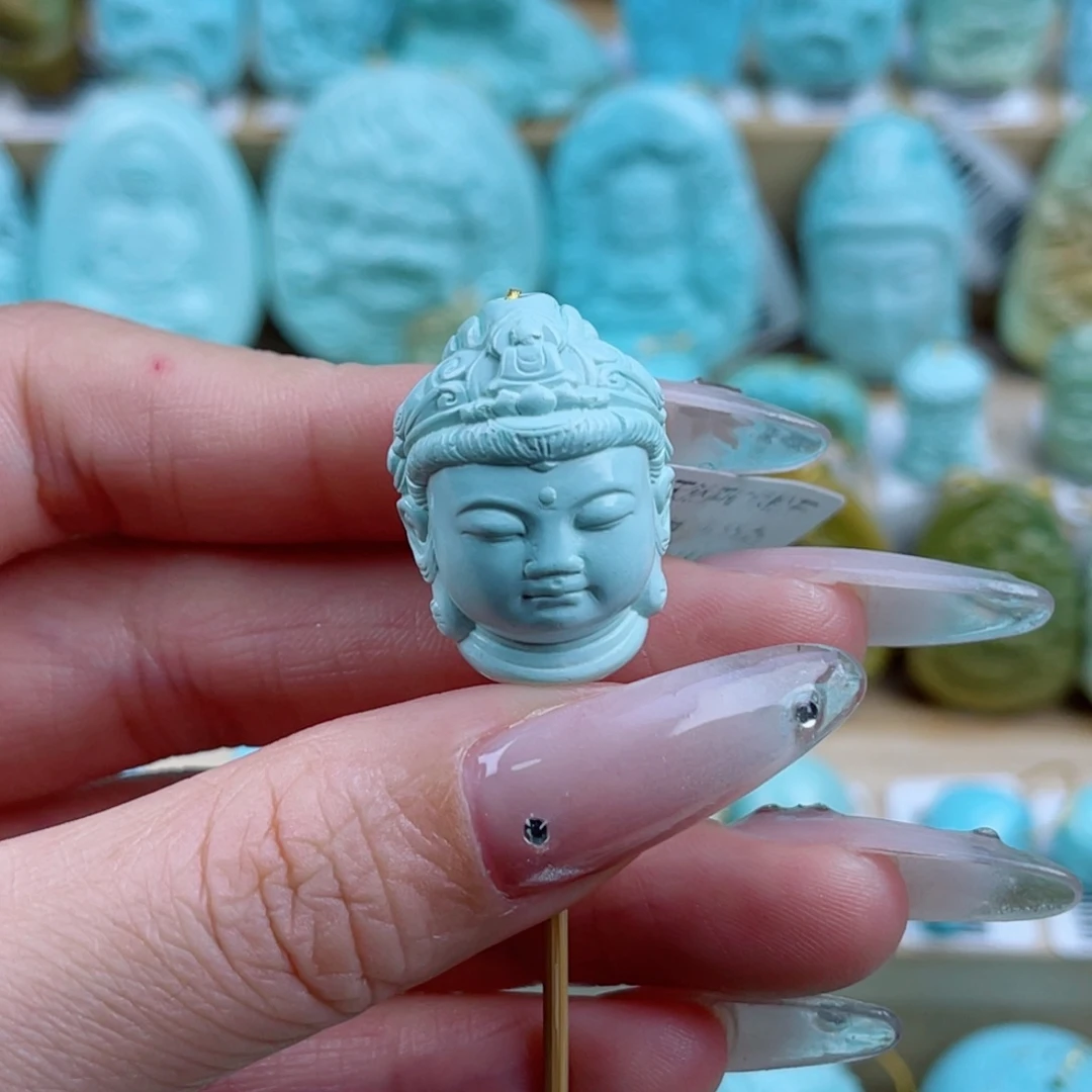 绿松石未镶嵌珠宝奇石