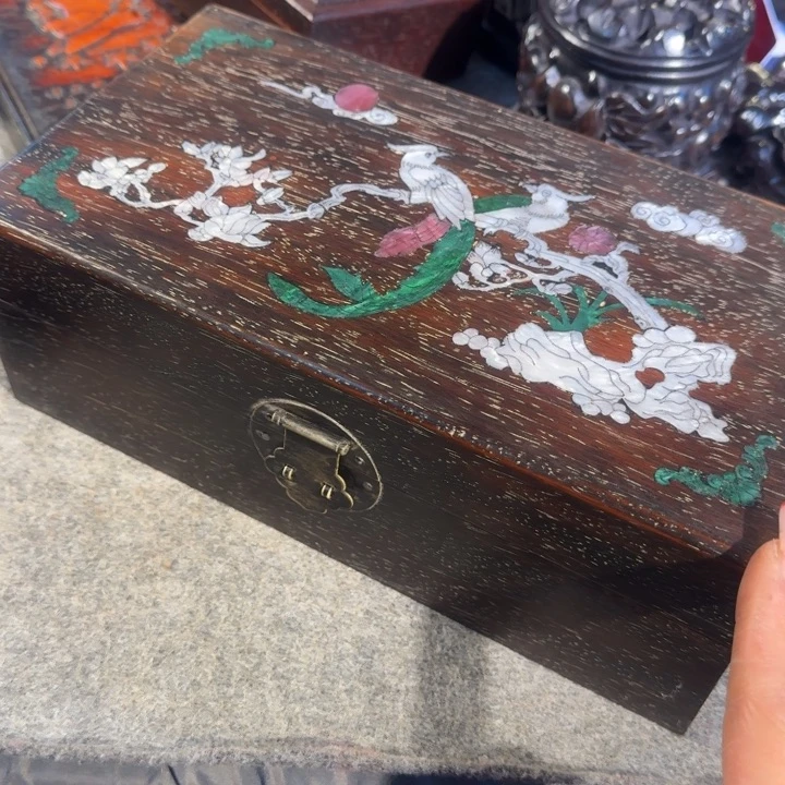 贡木首饰盒呃呃呃呃呃呃呃