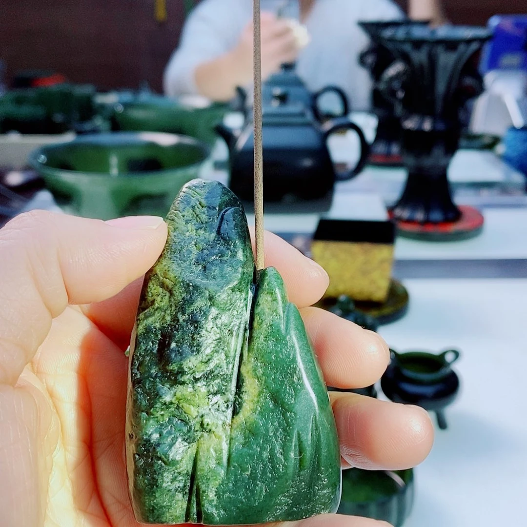未镶嵌和田玉（青玉）把件