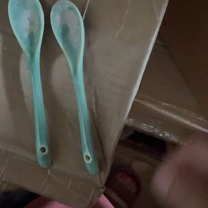 外贸尾单高温陶瓷微瑕两个勺子