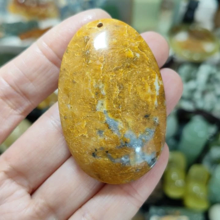 岫玉未镶嵌挂坠款式