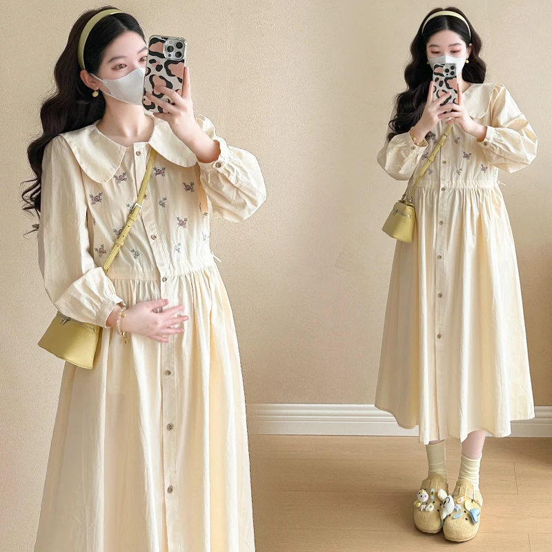 日系初春孕妇装长袖娃娃领连衣裙女春秋初恋清纯刺绣奶甜裙子