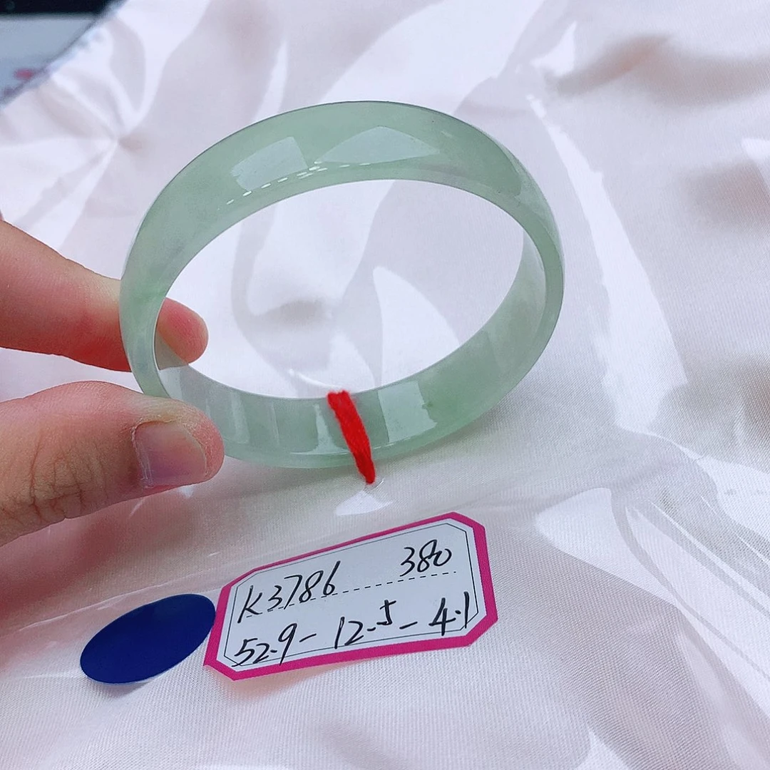 翡翠未镶嵌手镯我