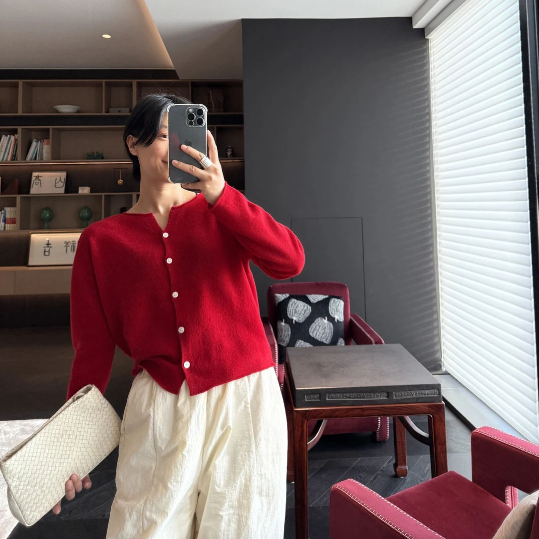 蓝豚豚 12月6号12:00上新NEW~上午10:00直播~29羊毛小开衫