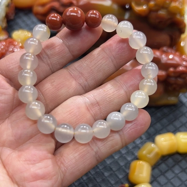 石英质玉（黄龙玉）颈饰未镶嵌