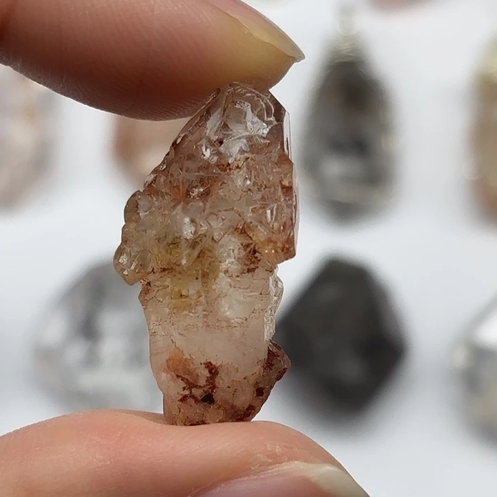 未镶嵌水晶颈饰巴基斯坦油胆闪灵钻30mm+