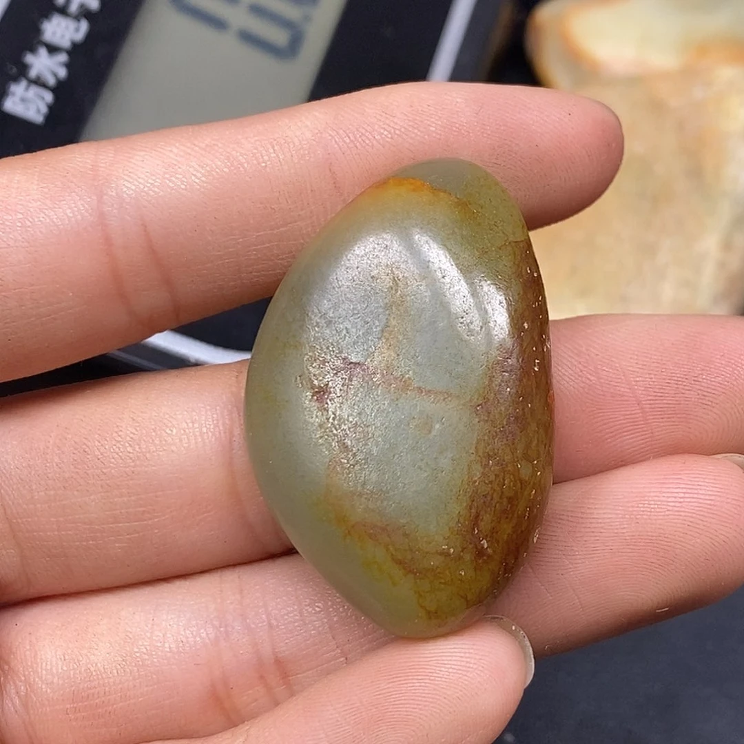 和田玉（糖玉）未镶嵌挂件