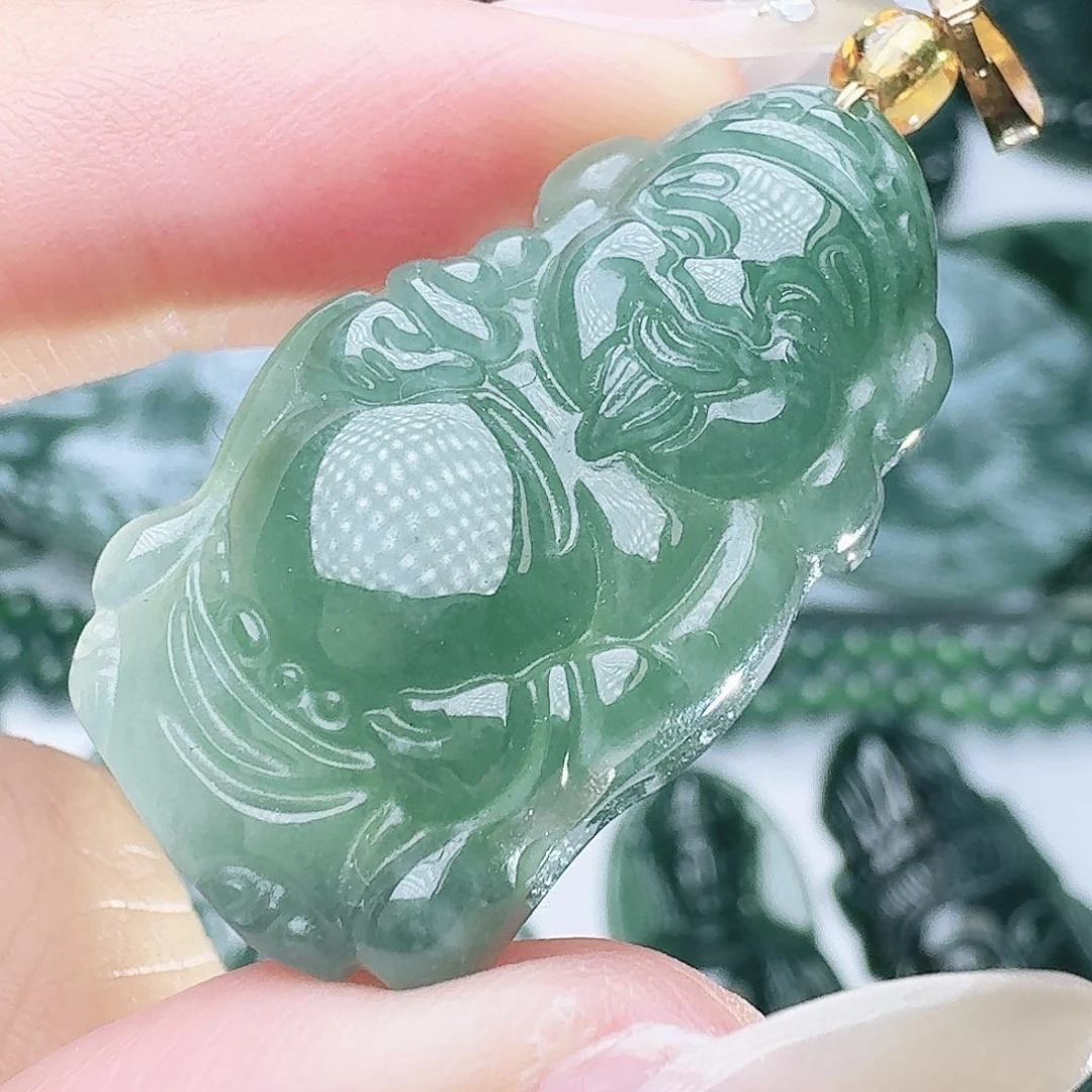 翡翠未镶嵌颈饰天然的A货翡翠多样性发其一