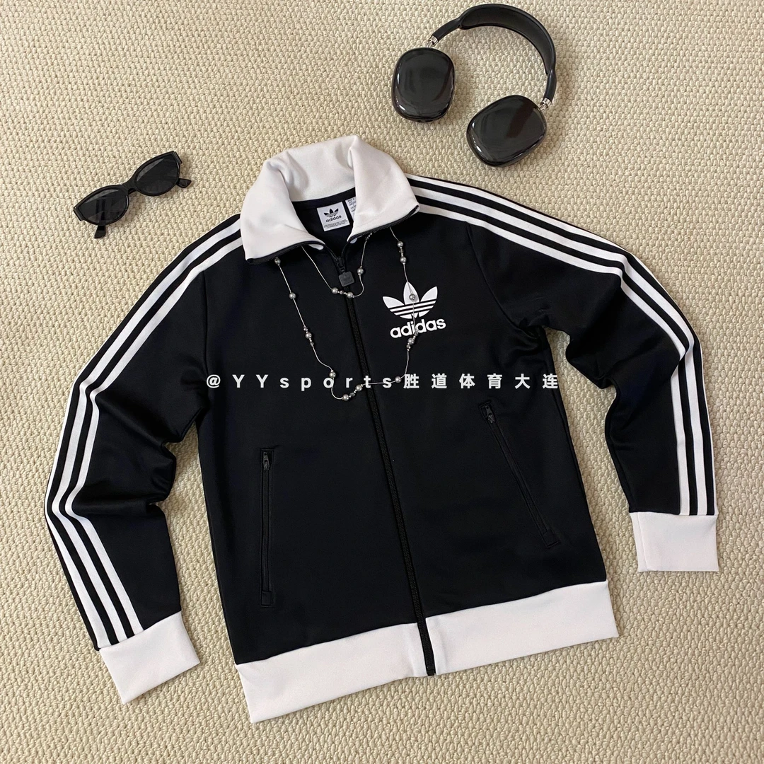 adidas/阿迪达斯三叶草女款立领印花拉链翻领合身长袖夹克IW3174