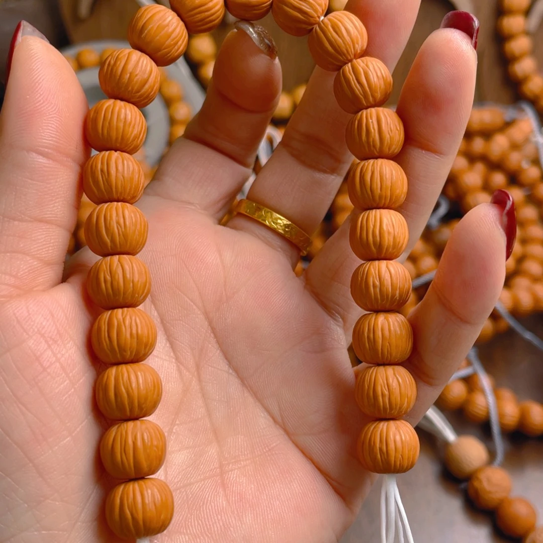 雨***馨吊坠猴头核桃111111111