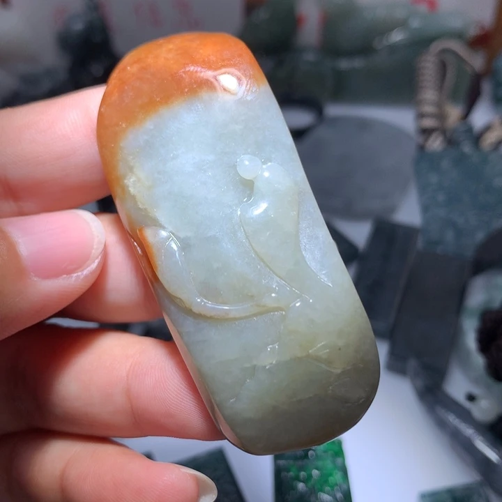 翡翠颈饰未镶嵌保真天然A货翡翠