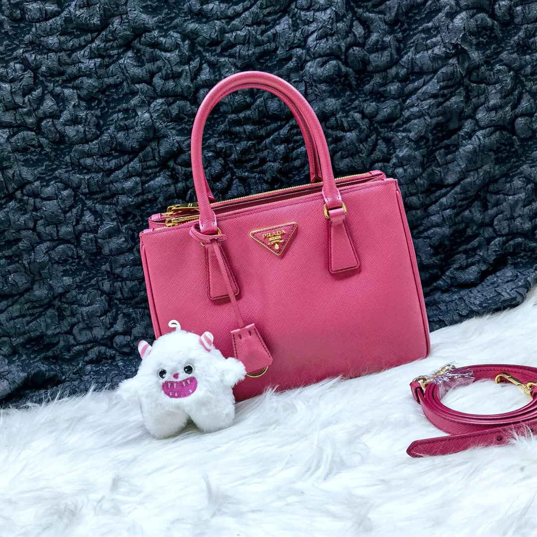 95新 Prada/普拉达 普拉达粉色现代款小号杀手手提斜挎包
